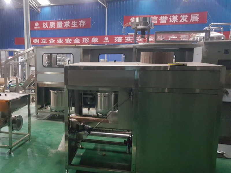 凈水設(shè)備濾芯為什么不保修？多久更換一次？